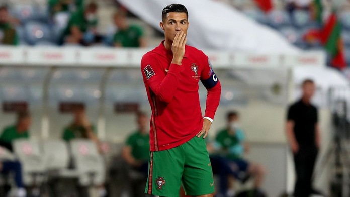 Ronaldo naletěl podvodnici: Svěřil jí číslo kreditky i PIN, byl okraden o miliony