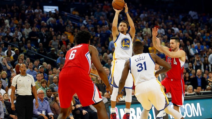 Warriors chtějí rekord. Nejlepší tým světa sledujte na NOVA Sport 2