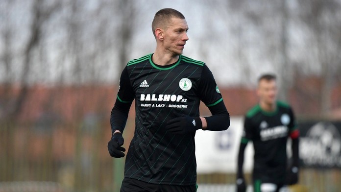 Válečné sankce nejspíše pocítí i Bohemka. Ruský obránce čelí deportaci