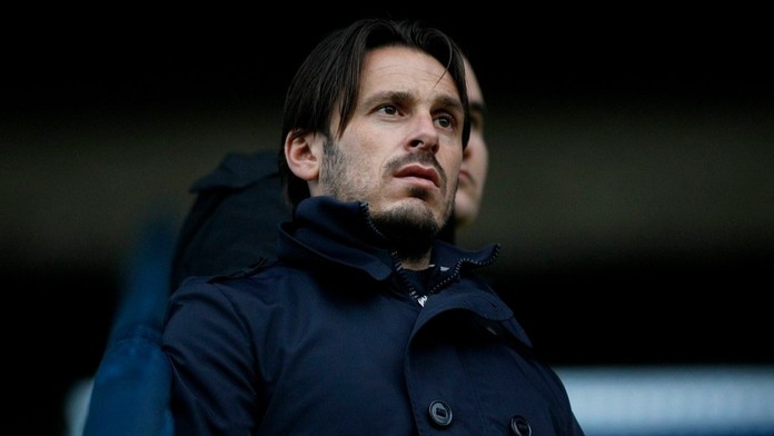 Bývalý útočník z Premier League jde do vězení. Dohnaly ho dluhy na výživném