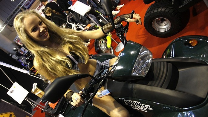 VELKÁ FOTOGALERIE z výstavy MOTOCYKL