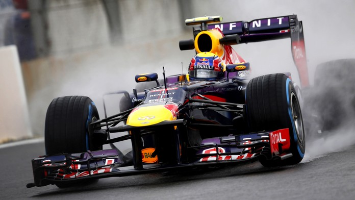 V Brazílii na F1 prší! Deštivý trénink vyhrál končící Webber