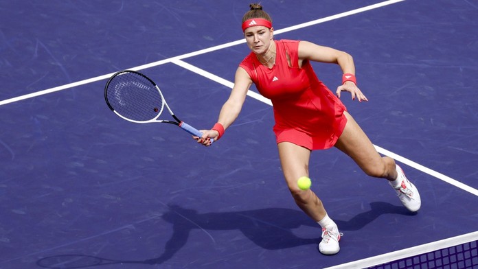 Muchová vyřadila Azarenkovou a je ve 3. kole. V Miami končí Nosková a Lehečka