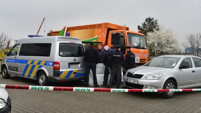 Kuka vůz rozdrtil bezdomovce