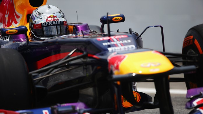ON-LINE F1: V Malajsii zvítězil Vettel, záda mu kryl týmový parťák Webber