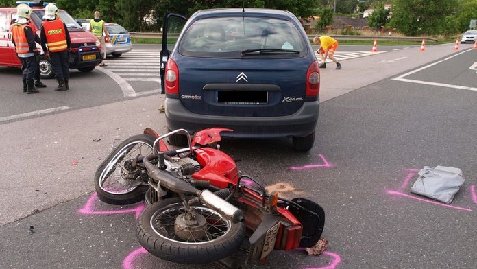Na silnicích zemřelo o víkendu 10 lidí, z toho tři motorkáři a dva cyklisté