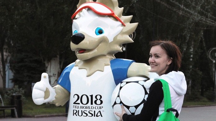 Nebezpečný "suvenýr" fotbalového MS mizí z prodeje! Nemáte ho?