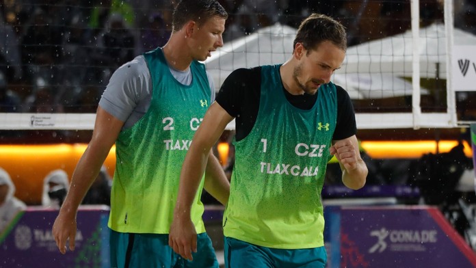 Perušič se Schweinerem dál válí! Na mistrovství světa si zahrají finále