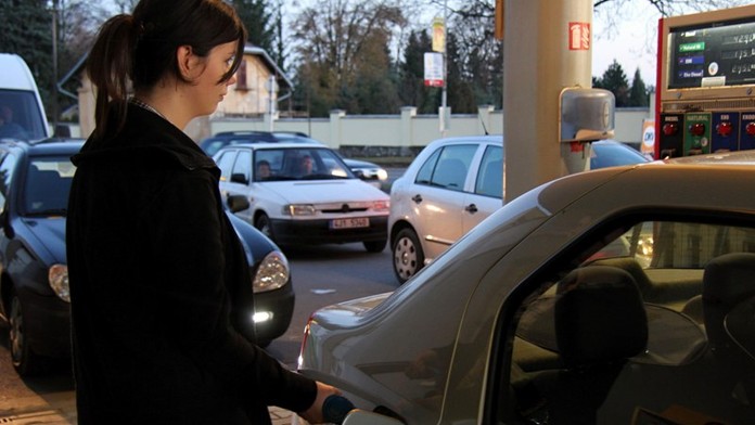 Kontrolám kvality unikají tisíce pump, píší Lidové noviny