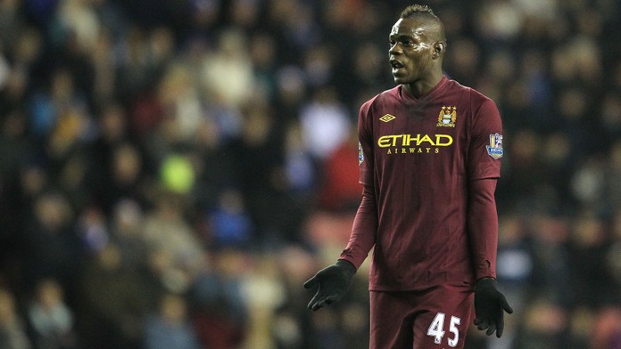Trocha snahy a Balotelli může být jako Messi, říká kouč Citizens Mancini