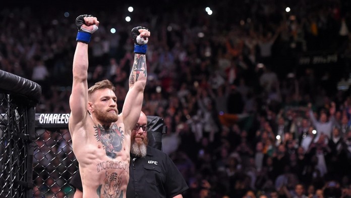 McGregor, Rousey a další. TOP 5 knokautů v UFC za rok 2015