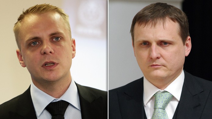 Bratři Bártovi prý získali tituly JUDr. podvodem. Opsali rigorózní práce