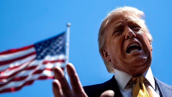 Trump plánuje urychlit stažení vojáků z Evropy. Návrh představí příští měsíc