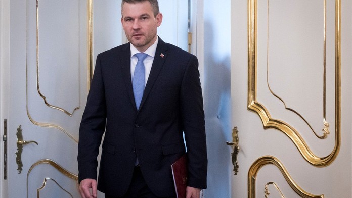 Drogy v saku? diví se Slováci. Premiér šokoval hned první den!