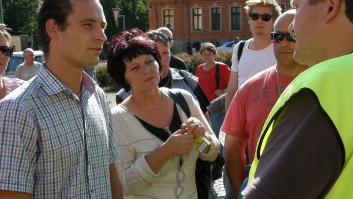 TO JE GÓL! Organizátorovi protiromských protestů KOHOUTOVI UTEKLA ŽENA S ROMEM!
