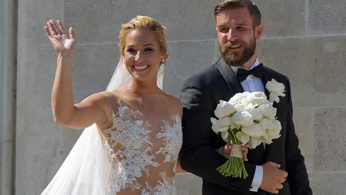 Svatba nakonec byla! Cibulková se vdala, v lodičkách za 20 tisíc!