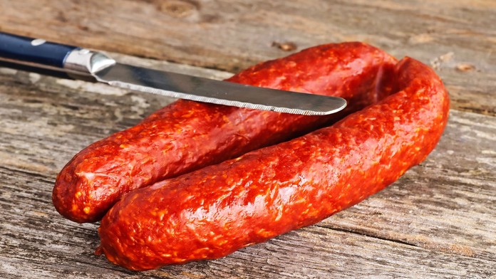 Obchody prodávaly falšované klobásy! Můžete je mít doma