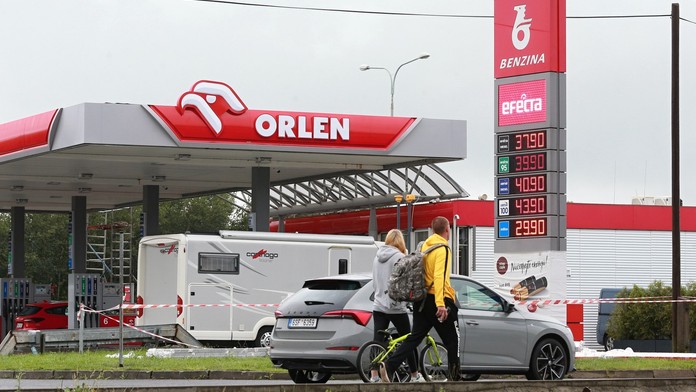 Značka, která dala jméno českým čerpačkám, končí. Orlen ale chystá překvapení