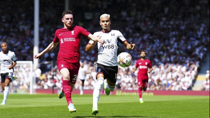 Liverpool ztratil na půdě nováčka, do čela ligy se dostal Tottenham