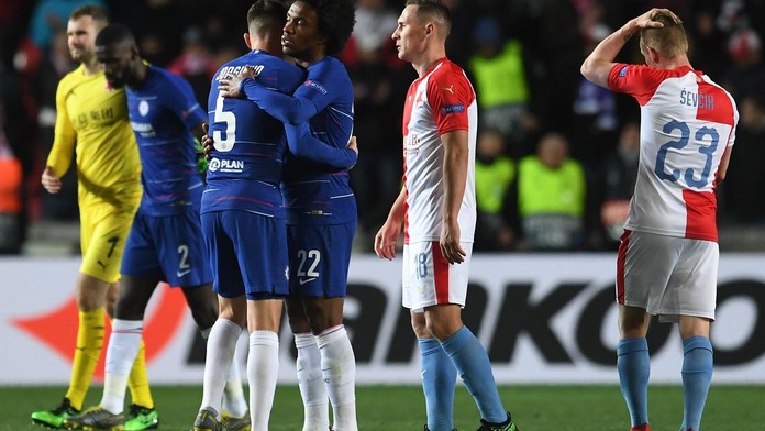 Anglické listy o večeru v Edenu: Tempo šneků, odvaha i Mourinho