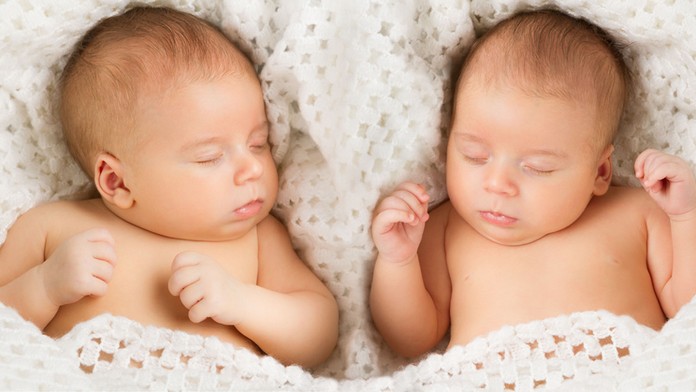 Je jí 23 let, má 21 svých dětí a plánuje další! Mamince pomáhá 16 pěstounek