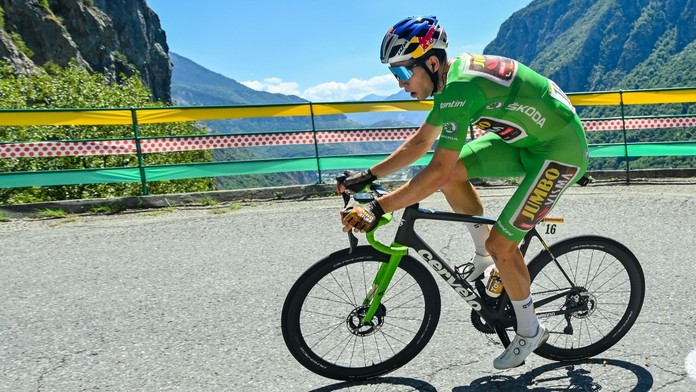 Fanoušek půjčil slavnému cyklistovi na Tour pumpičku, na oplátku dostal dárek