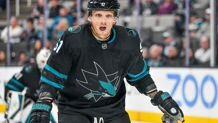 První dvě arény v NHL zavřené, klubům se doporučuje zrušit tréninky!