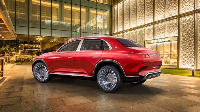 Kýčovitý kříženec SUV a limuzíny: Maybach Ultimate Luxury