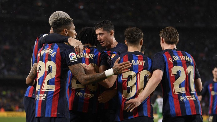 Barcelona v sobotu převezme ligovou trofej. Oslavy titulu živě na Nova Sport