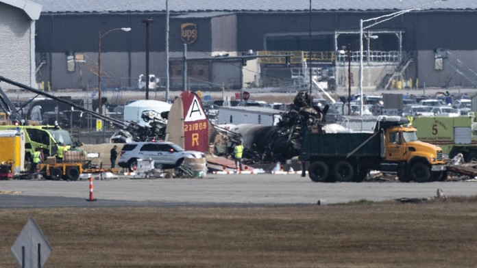 Pád letounu v USA nepřežilo sedm lidí! Pilot nestihl nouzově přistát