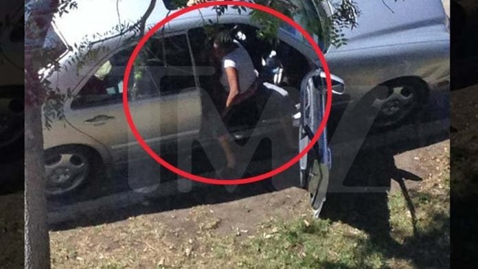 FOTO jako důkaz: Herečku přistihli při sexu na veřejnosti!