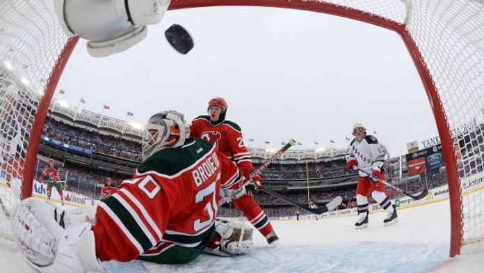 Jágr a Eliáš na vše nestačili, Devils na Yankee stadionu vyhořeli