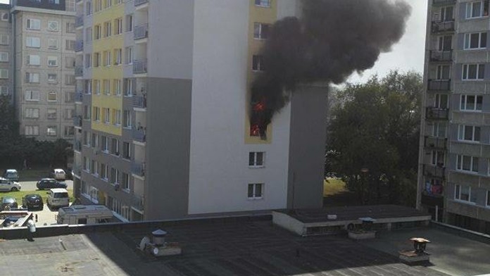 Požár bytu zabil v Poděbradech rodinu s dítětem. Nešlo jim pomoci