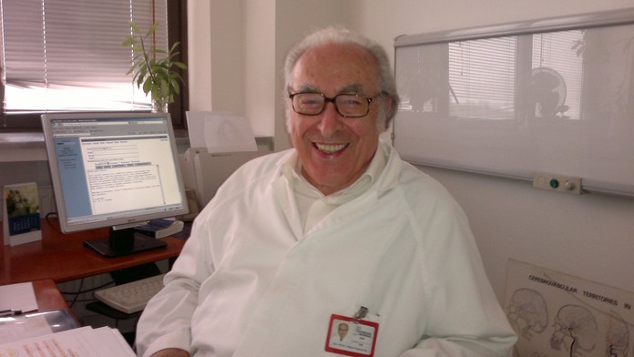 Zemřel významný český neurochirurg Vladyka. Přispěl k záchraně mnoha životů