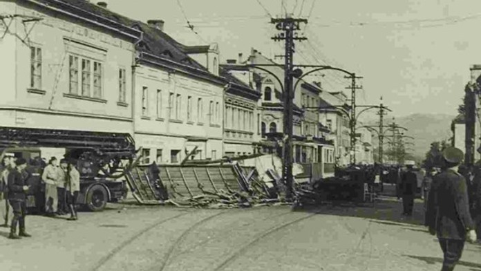 Výročí HORORU: Strašná havárie tramvaje, 30 mrtvých v Ústí