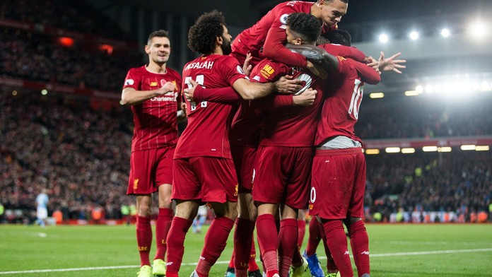 Obhájce titulu padl, Liverpool vede Premier League už o osm bodů
