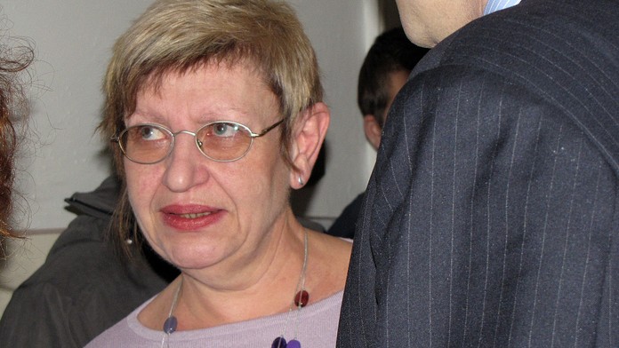 Porodní ASISTENTKA zavinila POŠKOZENÍ MOZKU dítěte! Dostala DVOULETOU podmínku!