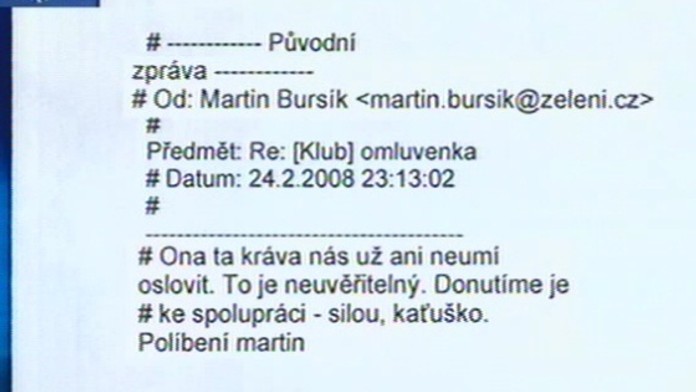VIDEO: Soukromý mail: Koho označil Bursík za krávu?