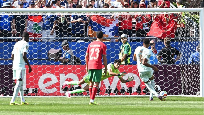 MS ONLINE: Mbappé neproměnil penaltu, Francie - Maroko 0:0
