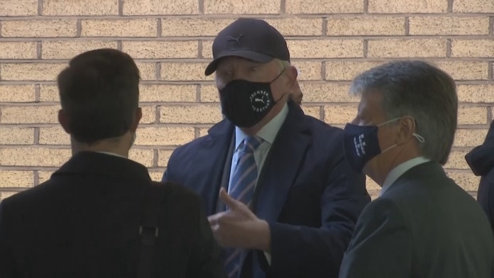 Zadlužený Boris Becker stanul před soudem, hrozí mu až sedm let