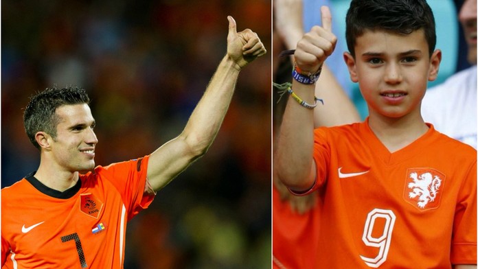 Mladý van Persie se potatil: Podoba i dovednosti s míčem VIDEO