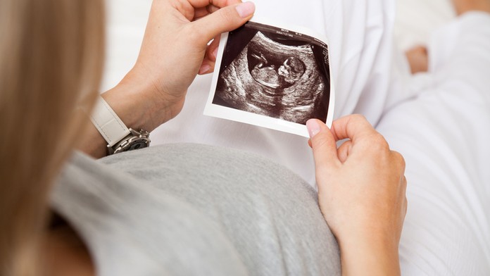 Žena po dvou letech konečně otěhotněla. První ultrazvuk odhalil děsivou pravdu