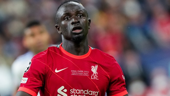 Udělám to, co chtějí lidé. Fotbalista Mané je na odchodu z Liverpoolu