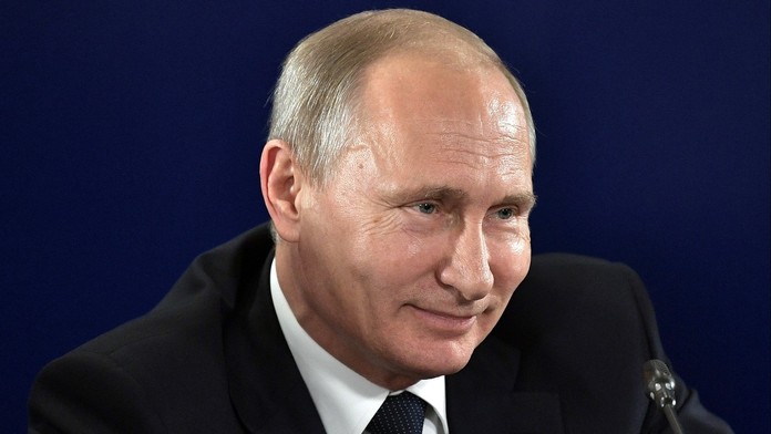 Slavný politolog předpovídá Putinův konec. Klíčová bude bitva o Krym