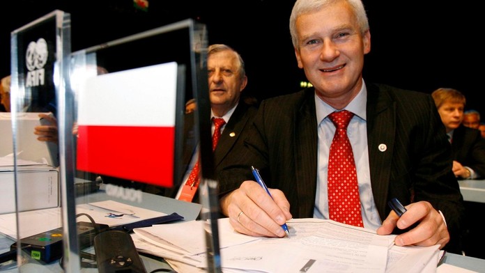 Kdo je Listkiewicz? V polském fotbalu skončil kvůli korupci