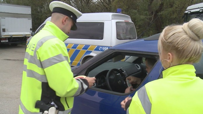 Začal týden bez pokut. Policisté zahájili protest proti nízkým platům |  TN.cz