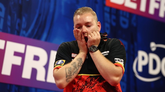 Nasazená jednička na World Series of Darts Finals prohrála už ve 2. kole