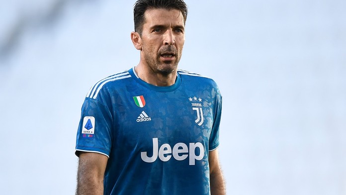Legenda Buffon končí jako brankář Juve. Vrátí se jako trenér?