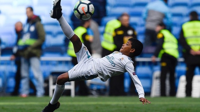 Jaký otec, takový syn. Ronaldo Junior řádil v dresu Juventusu