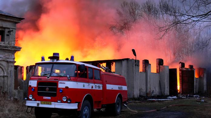Škrty u hasičů by mohly ohrozit naše zdraví a životy